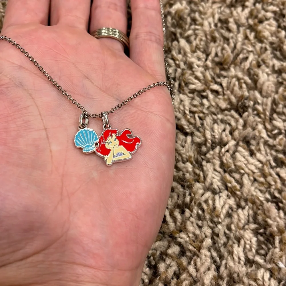 N/A ariel necklace